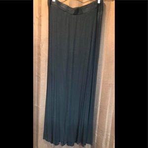 NWOT American Eagle maxi skirt